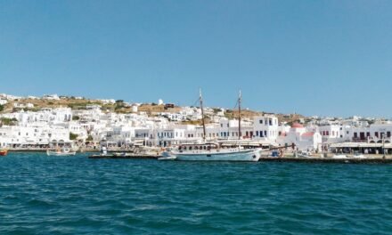 Ακίνητα: Η ελληνική αγορά real estate ανθεί – Η Μύκονος εξελίσσεται σε νέο hotspot