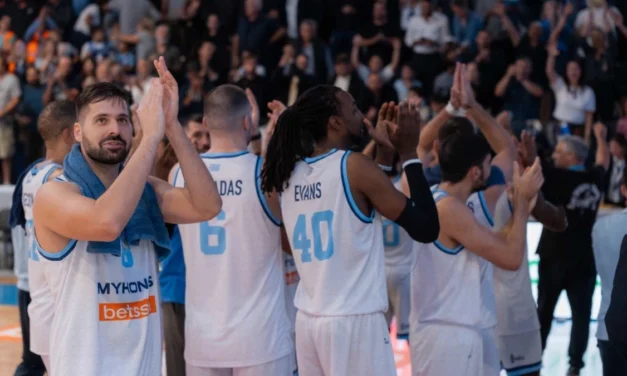 Χατζηελευθερίου: «Ο κόσμος της Μυκόνου έχει αγκαλιάσει την ομάδα με πολλή αγάπη»