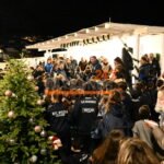 Γιορτή Αγάπης και Ευχών από την ΑΈ Μυκόνου. Το Θαύμα των Χριστουγέννων «φώτισε» τα μάτια των παιδιών στο Γήπεδο του Κόρφου!