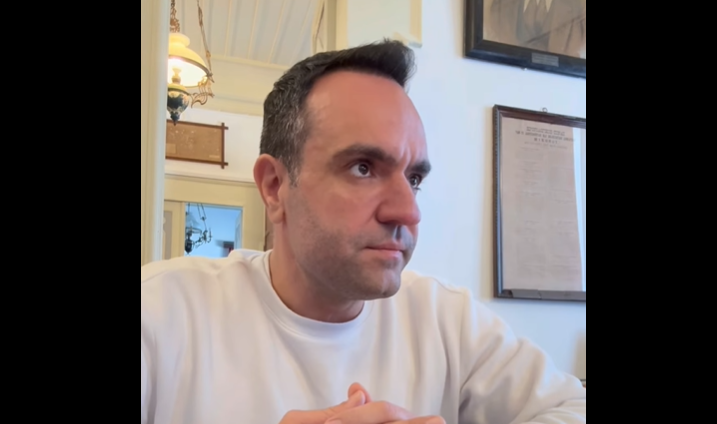 Κωνσταντίνος Κουκάς: «Σωστή και Δίκαιη Επιλογή» η επαναφορά στα €100 – Το επίδομα που γεννήθηκε στη Μύκονο και διευρύνθηκε πανελλαδικά (video)