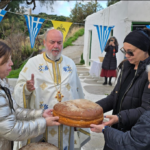 Με κατάνυξη και υπό βροχή ο εορτασμός του Αγίου Στεφάνου στη Μύκονο