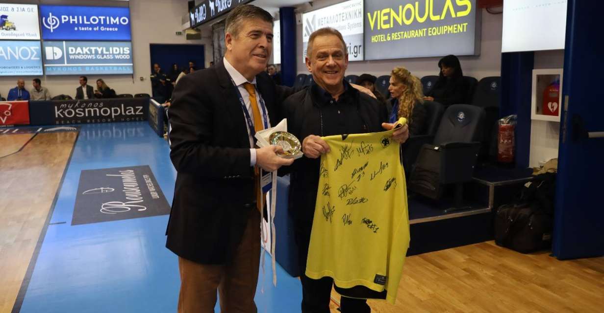 Βράβευση Χρήστου Βερώνη και αθλητικός πολιτισμός στο Κλειστό της Άνω Μεράς