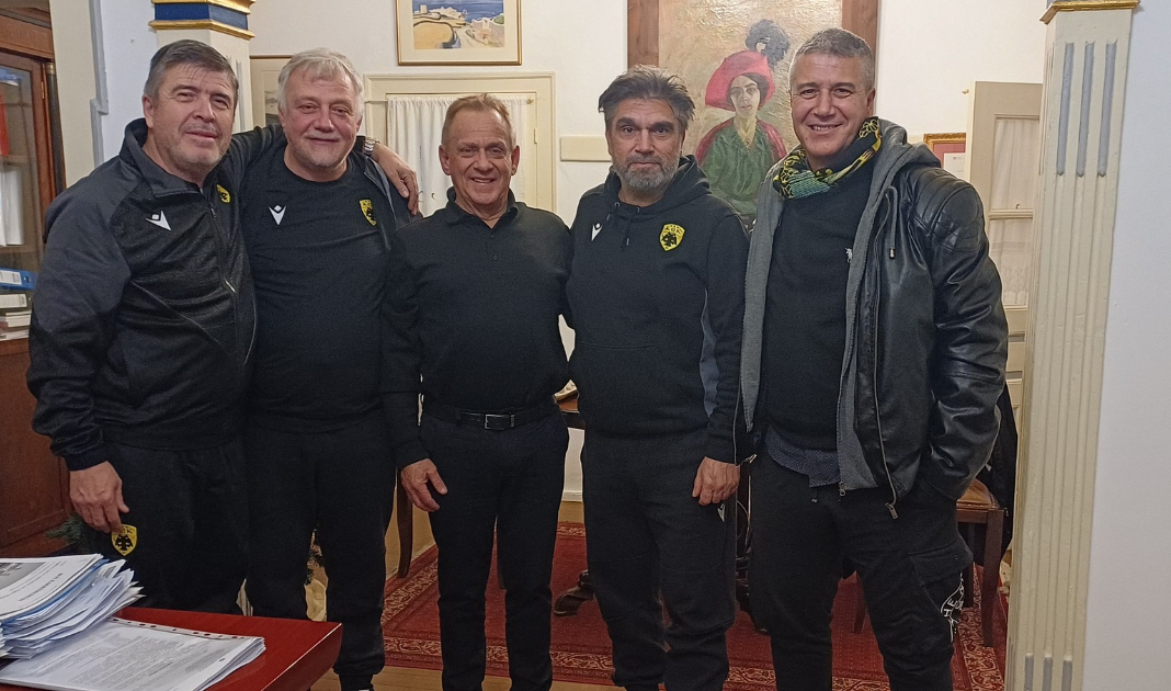 Συνάντηση Κορυφής στο Δημαρχείο: Η ΑΕΚ «επισκέφθηκε» τον Χρήστο Βερώνη