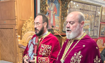 Με εκκλησιαστική μεγαλοπρέπεια τα Προεόρτια των Χριστουγέννων στη Μητρόπολη Μυκόνου