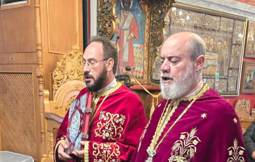 Με εκκλησιαστική μεγαλοπρέπεια τα Προεόρτια των Χριστουγέννων στη Μητρόπολη Μυκόνου