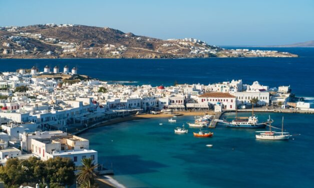 H Μύκονος του φθινοπώρου: Μια περιπλάνηση πέρα από τη Χώρα