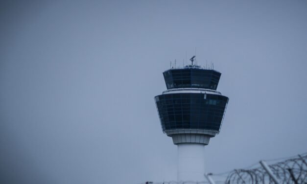 Βίντεο – ντοκουμέντο για το black out στο FIR Αθηνών: Δύο αεροπλάνα επί 18 λεπτά σε πορεία σύγκρουσης