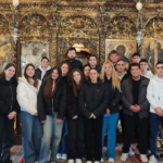 Ο Ηγούμενος π. Αλέξιος Παπαδόπουλος υποδέχθηκε τη μαθητιώσα νεολαία του ΓΕΛ Μυκόνου στην Παναγία Τουρλιανή