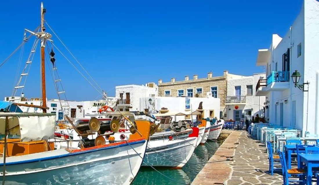 Ποια νησιά προτίμησαν Έλληνες και ξένοι το 2025 – Αλλαγές στις ταξιδιωτικές επιλογές με πλοίο