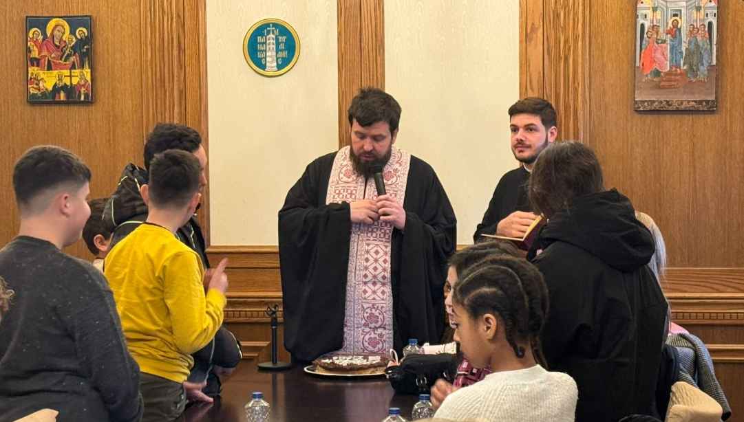 Ευλογίες και Παιδικά Χαμόγελα στην Άνω Μερά: Κοπή της Αγιοβασιλειόπιτας για το Κατηχητικό της Παναγίας Τουρλιανής