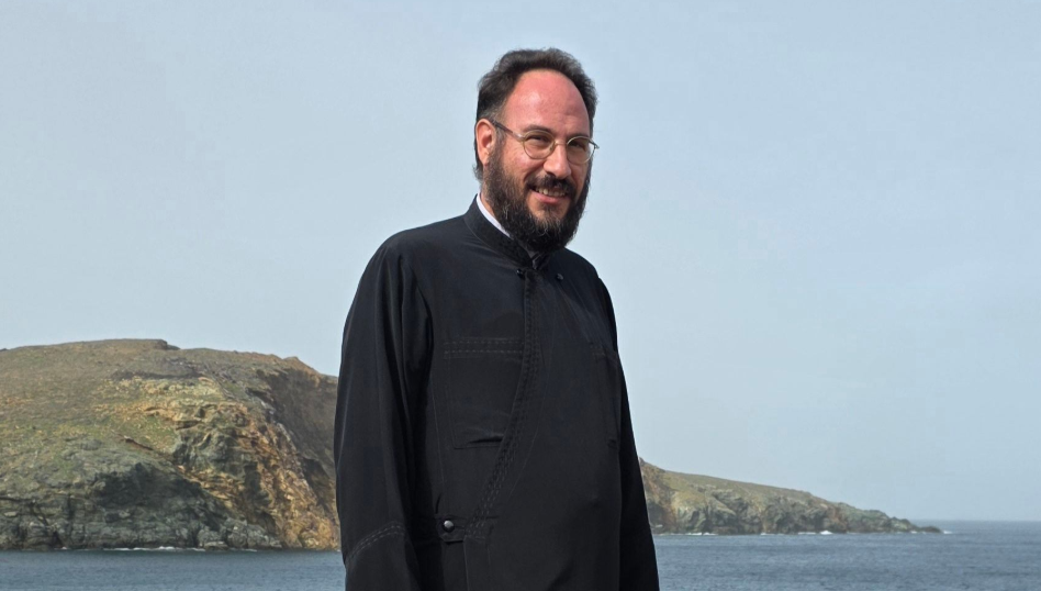 «Φως στις ψυχές και μαλάκωμα καρδιάς: Οι ευχές του π. Γεωργίου Κουσαθανά για τον Φεβρουάριο»