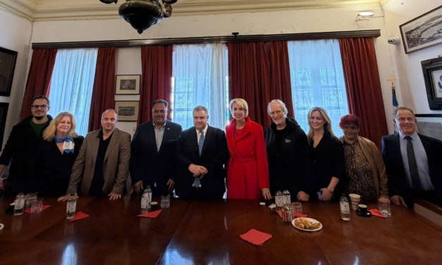 Ι. Θεοχάρης: «Η Μύκονος δεν ζητά προνόμια, ζητά σεβασμό και ανταποδοτικότητα»