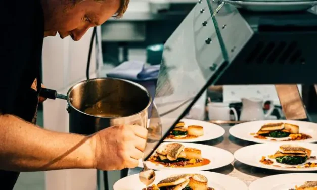 Χρυσοί Σκούφοι 2026: Αυτά είναι τα καλύτερα εστιατόρια της Ελλάδας