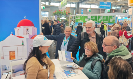 Από το Βερολίνο στο Παρίσι: Η Μύκονος πρωταγωνιστεί στον παγκόσμιο τουρισμό με επικεφαλής τον Αντιδήμαρχο Δ. Κουτσούκο