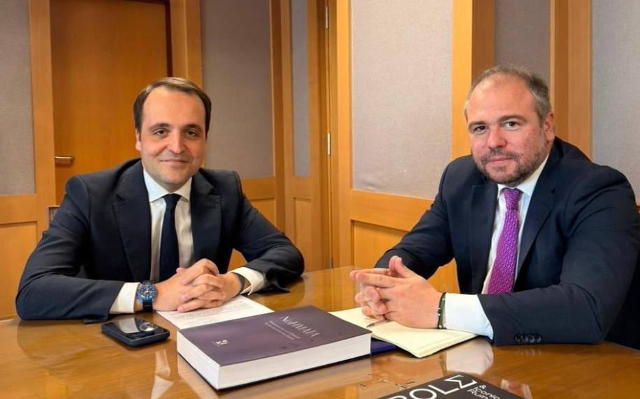 Συνάντηση Φίλιππου Φόρτωμα με τον Υφυπουργό Ψηφιακής Διακυβέρνησης για θέματα Κτηματολογίου Κυκλάδων