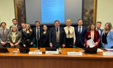 Στη Ρώμη η Κατερίνα Μονογυιού: Ομιλία στην Ιταλική Εθνοσυνέλευση και στρατηγική συνάντηση με την Πρέσβη της Ελλάδος