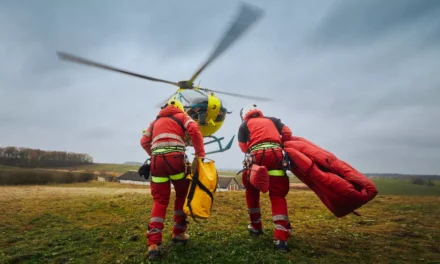 Αεροδιακομιδές ασθενών από Πάρο, Μύκονο και Νάξο