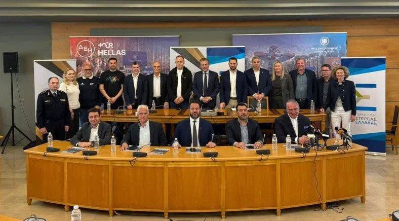 Ο Γιάννης Βρούτσης δίνει το σύνθημα για το ΔΕΗ Tour of Hellas 2026 από την «καρδιά» της Στερεάς Ελλάδας