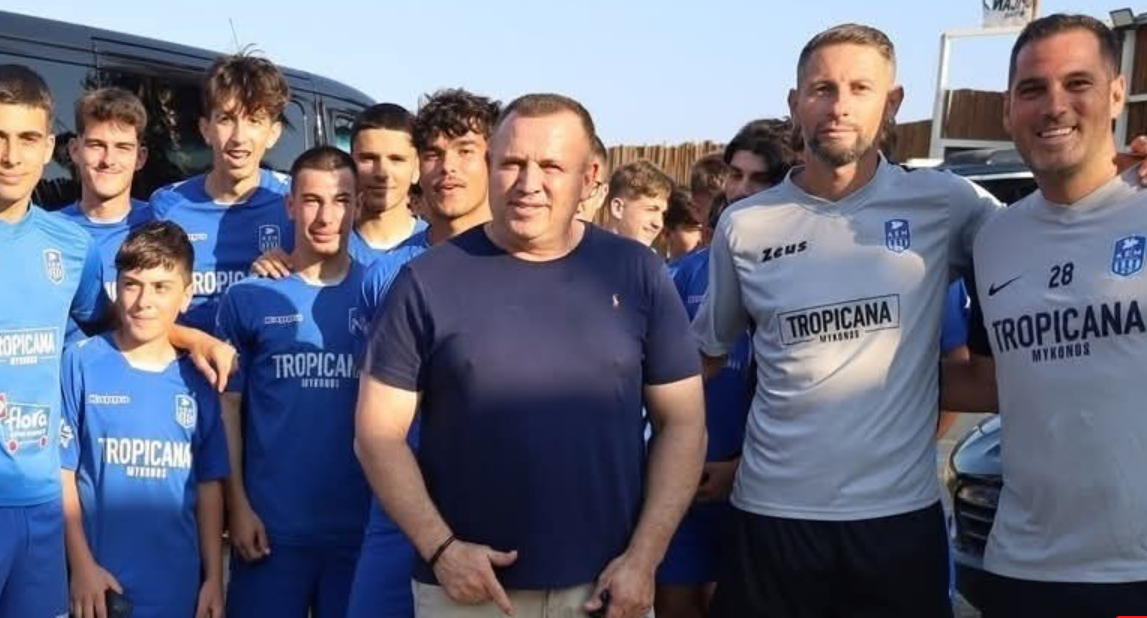 Σταμάτης Δακτυλίδης: “Η στήριξή σας μου δίνει δύναμη να πάμε τη Μύκονο ακόμα ψηλότερα