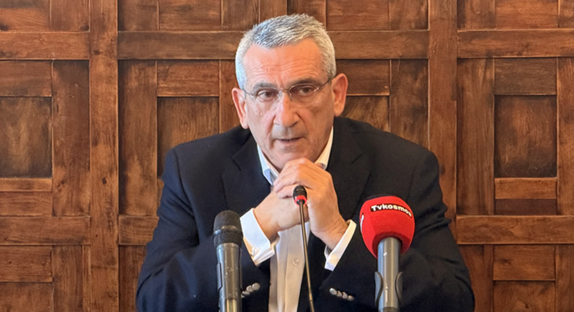 ΔΕΥΑΡ: Εξώδικο με «προειδοποίηση» υποβολής μήνυσης στον Περιφερειάρχη Νοτίου Αιγαίου για τις δηλώσεις του!