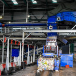 Σε εξέλιξη ο διαγωνισμός των 195 εκατ. ευρώ για τη μονάδα απορριμμάτων Κυκλάδων – Ποια νησιά θα καλύψει και ποιοι είναι οι διεκδικητές