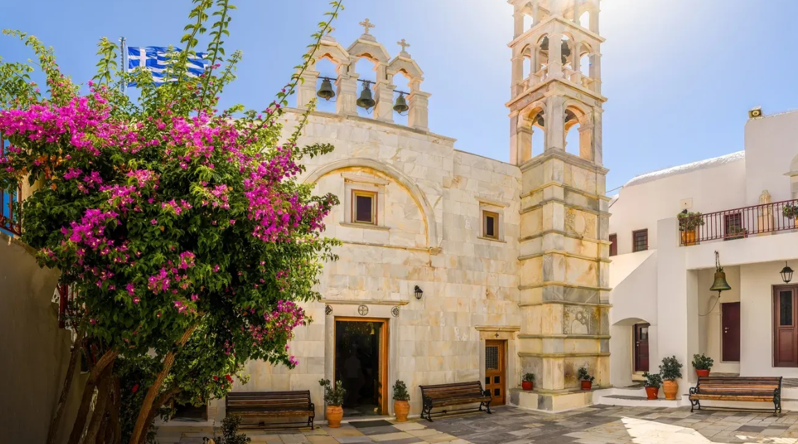 15 εντυπωσιακές Παναγίες του Αιγαίου: Παράδοση και τοπία που κόβουν την ανάσα