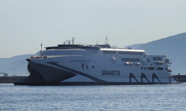 Ξεκίνησαν τα ταχύπλοα της SEAJETS, καθημερινή σύνδεση Πειραιάς – Νάξος – Ηράκλειο