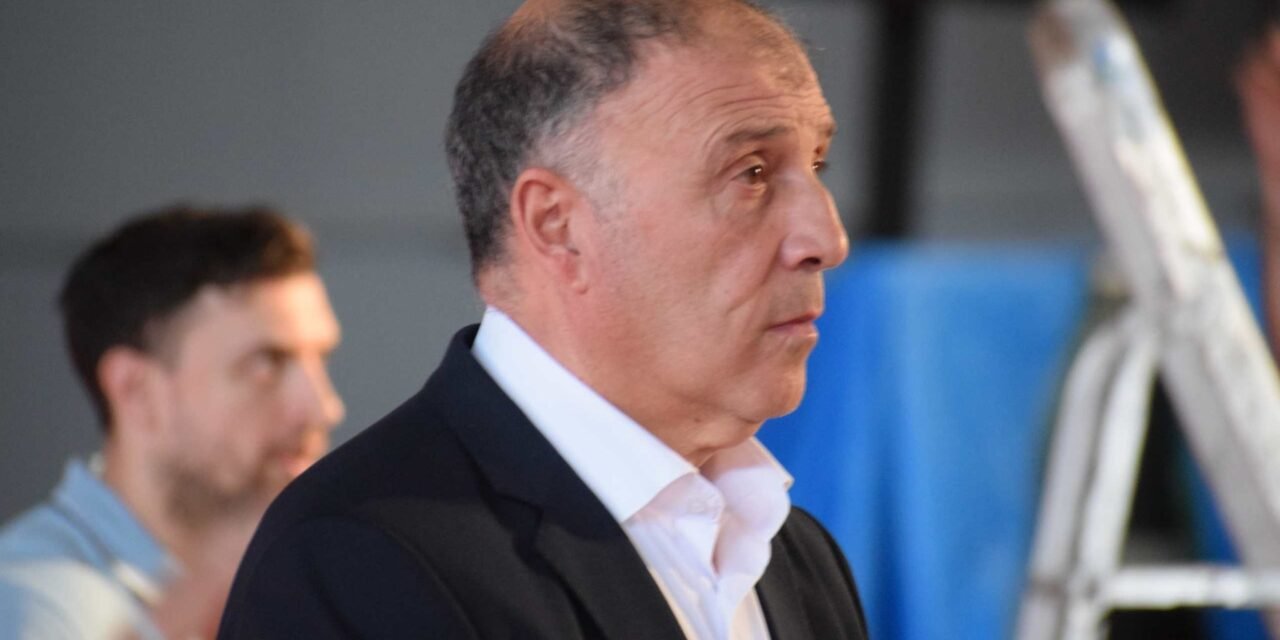 Χατζηελευθερίου: «Να δείξουμε συνέπεια στην αγωνιστική μας ταυτότητα»