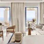 Four Seasons Hotel Mykonos: η πιο καυτή νέα καλοκαιρινή άφιξη της Ελλάδας σε εικόνες