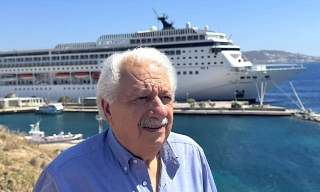 Νέα προβλήτα στο Παλαιό Λιμάνι Μυκόνου