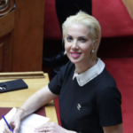  Μήνυμα της Κατερίνας Μονογυιού προς τους υποψηφίους των Πανελλαδικών Εξετάσεων: «Είστε ήδη νικητές – Η ζωή δεν κρίνεται σε μια κόλλα χαρτί»