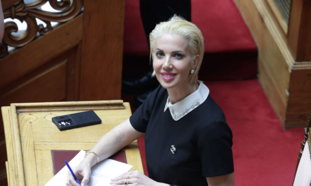  Μήνυμα της Κατερίνας Μονογυιού προς τους υποψηφίους των Πανελλαδικών Εξετάσεων: «Είστε ήδη νικητές – Η ζωή δεν κρίνεται σε μια κόλλα χαρτί»