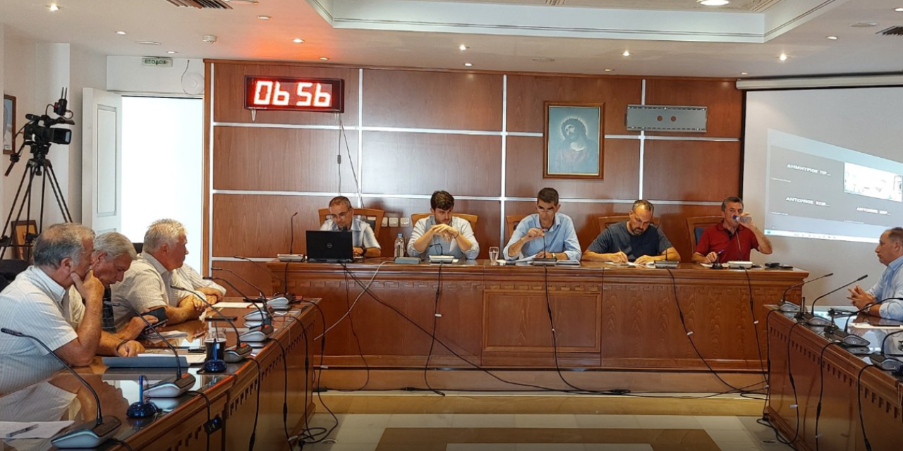 Ομόφωνο «όχι» από το Δημοτικό Συμβούλιο Νάξου & Μικρών Κυκλάδων στο νέο χωροταξικό για τις ΑΠΕ