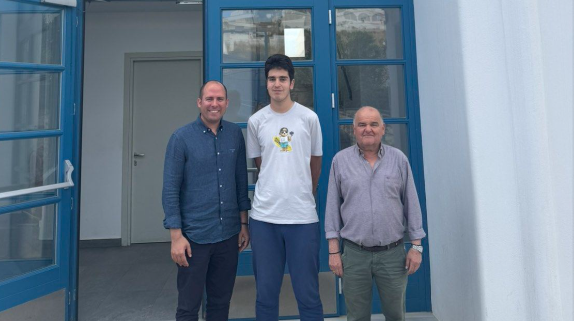 Πανελλήνια Διάκριση για τη Μύκονο: Στην 6η θέση ο μαθητής Ηλίας Ρήγας του Γυμνασίου Άνω Μεράς
