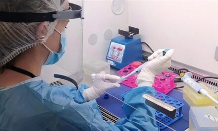 Εξαφάνισε όγκους σε ασθενείς: Πρωτοφανή αποτελέσματα από ένεση κατά καρκίνου