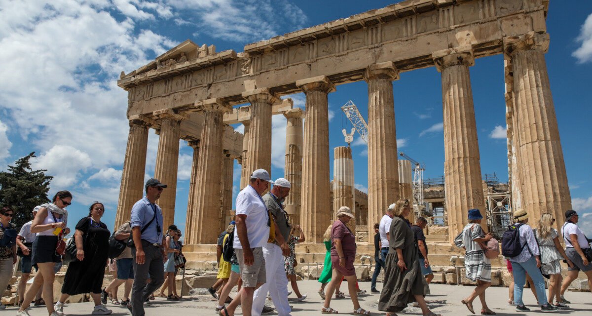 Σκληρό μπρα ντε φερ των φορέων για το νέο Χωροταξικό Τουρισμού: Οι κρίσιμες διαφωνίες