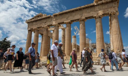 Σκληρό μπρα ντε φερ των φορέων για το νέο Χωροταξικό Τουρισμού: Οι κρίσιμες διαφωνίες