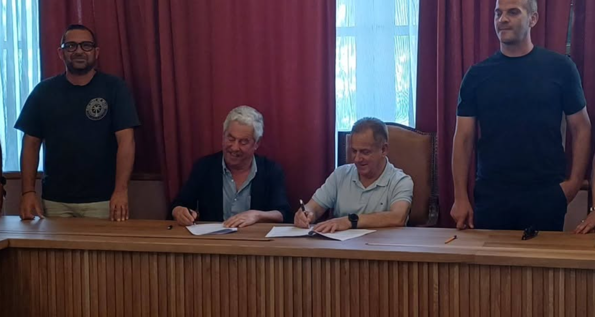 Υπογράφηκε η σύμβαση για το νέο κλειστό κολυμβητήριο – Έργο ορόσημο ύψους 2,3 εκατ. ευρώ
