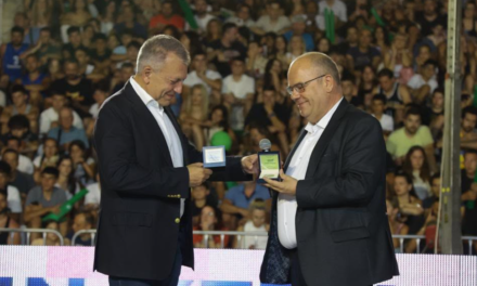 «Η Σύρος στο επίκεντρο του ελληνικού μπάσκετ – Το μήνυμα του Υπουργού Αθλητισμού Γιάννη Βρούτση για το 8ο AegeanBall Festival»