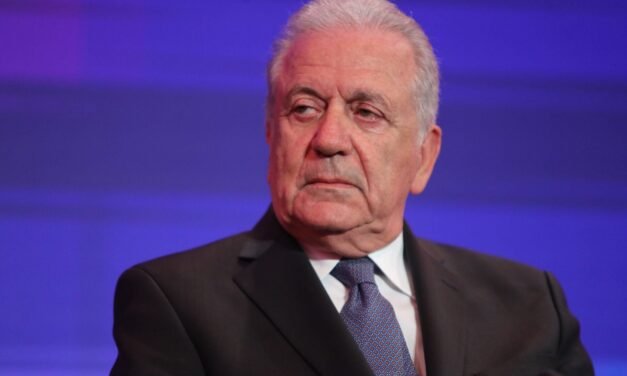 Δημήτρης Αβραμόπουλος: Ένταλμα σύλληψης για το Qatargate