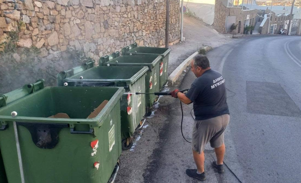 Συνεχείς απολυμάνσεις από τον Δήμο Μυκόνου – Έκκληση στους πολίτες για υπεύθυνη διαχείριση των απορριμμάτων