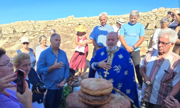 ΙΕΡΑ ΠΑΝΗΓΥΡΙΣ ΣΤΗ ΔΗΛΟ: Με κατάνυξη εορτάστηκε η Αγία Κυριακή στο ιστορικό νησί