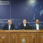 Αλλαγή Σκυτάλης στο Περιφερειακό Συμβούλιο Νοτίου Αιγαίου: Το Συγκινητικό «Αντίο» του Σπύρου Αποστόλου και η Παράδοση στη Μάρα Αντωνιάδη
