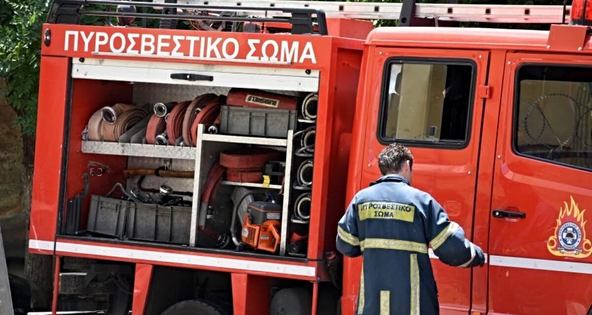 Έκτακτο: Χωρίς τις αισθήσεις του ανασύρθηκε άνδρας μετά από φωτιά σε ξενοδοχείο στην Άνω Μερά