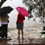 Νέο τριήμερο κύμα κακοκαιρίας από αύριο: Ποιες περιοχές θα «χτυπήσουν» ισχυρές βροχές