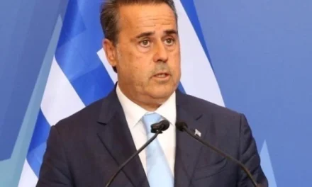 Παπασταύρου: Κλείνουν οι ΧΑΔΑ σε Κάλυμνο, Μύκονο, Παξούς, Πάτμο, Σίφνο και Τήνο